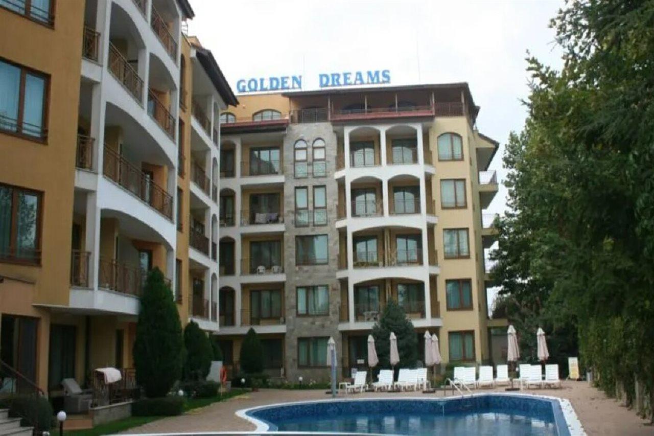 Golden Dreams Apartment Pantai Sunny Bagian luar foto