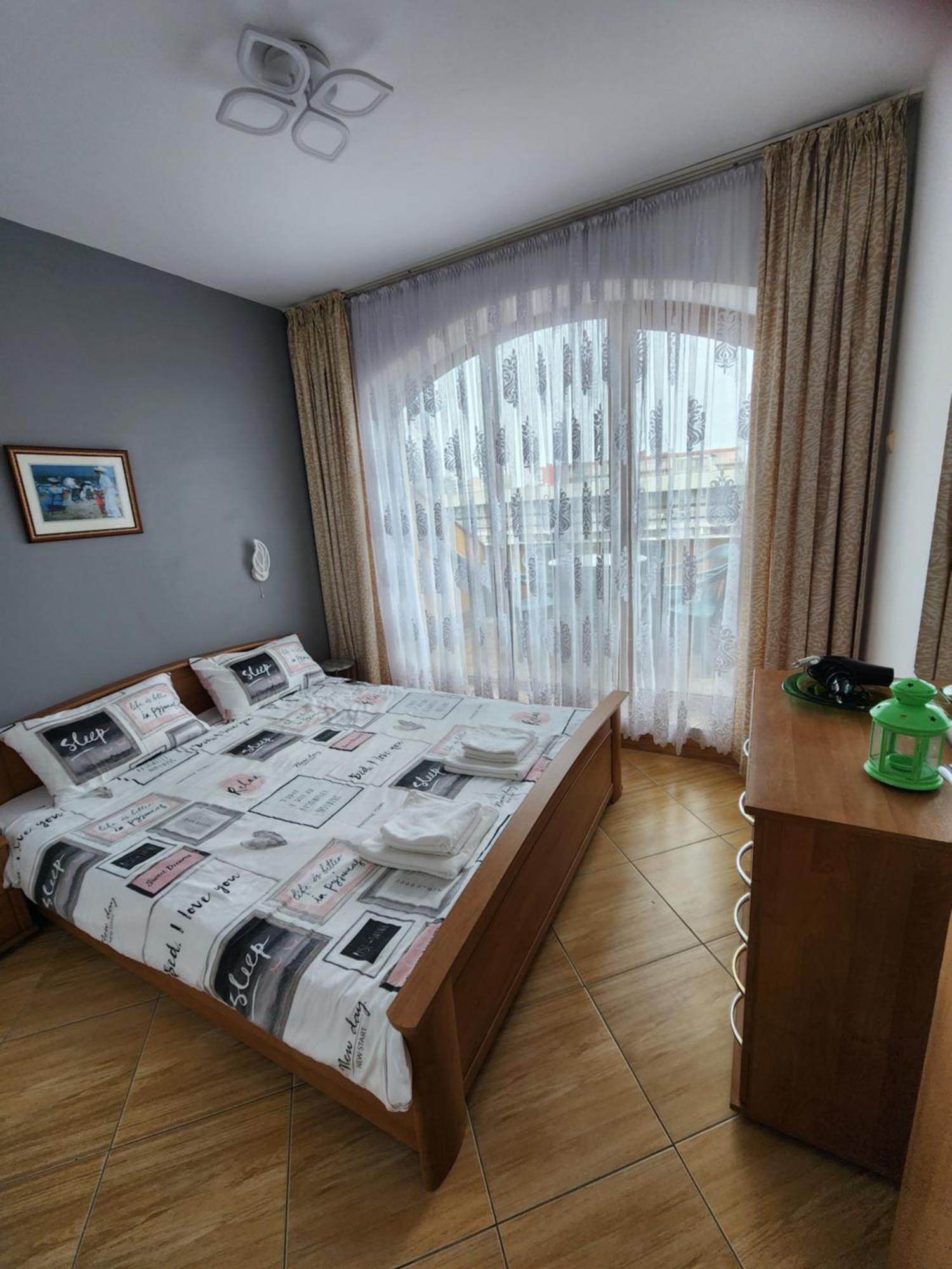 Golden Dreams Apartment Pantai Sunny Ruang foto